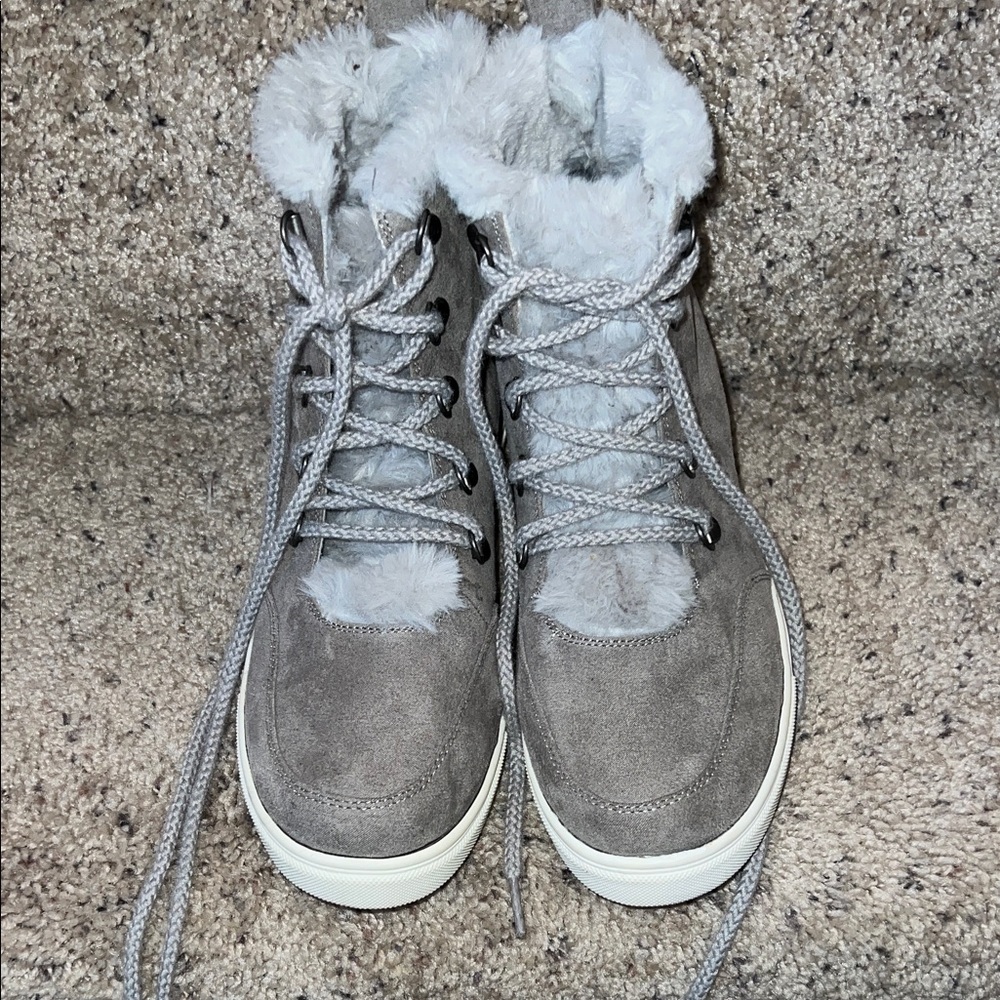 Women's Gray Fur-Lined Madden Girl  Sneakers